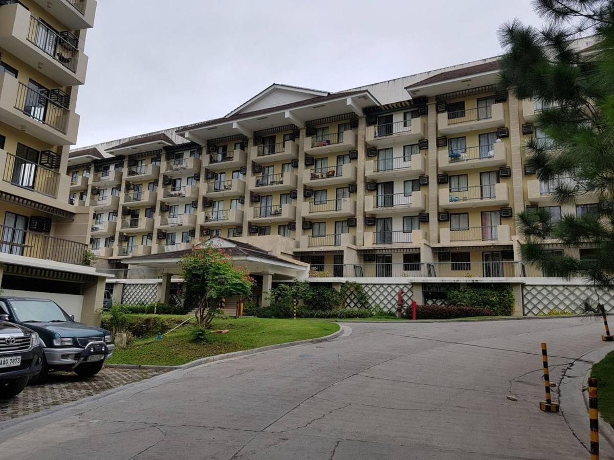 Heart Of The City Studio With Balcony Davao City Екстериор снимка